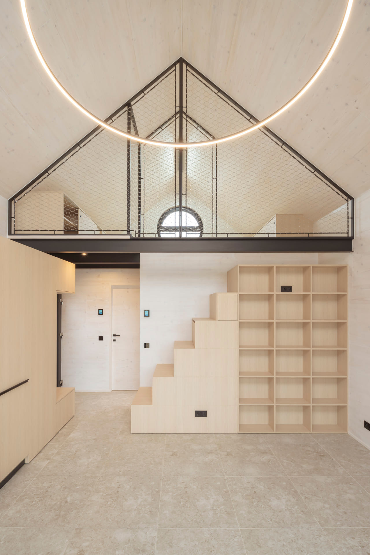 Hideaway modul, schody a podkrovní patro