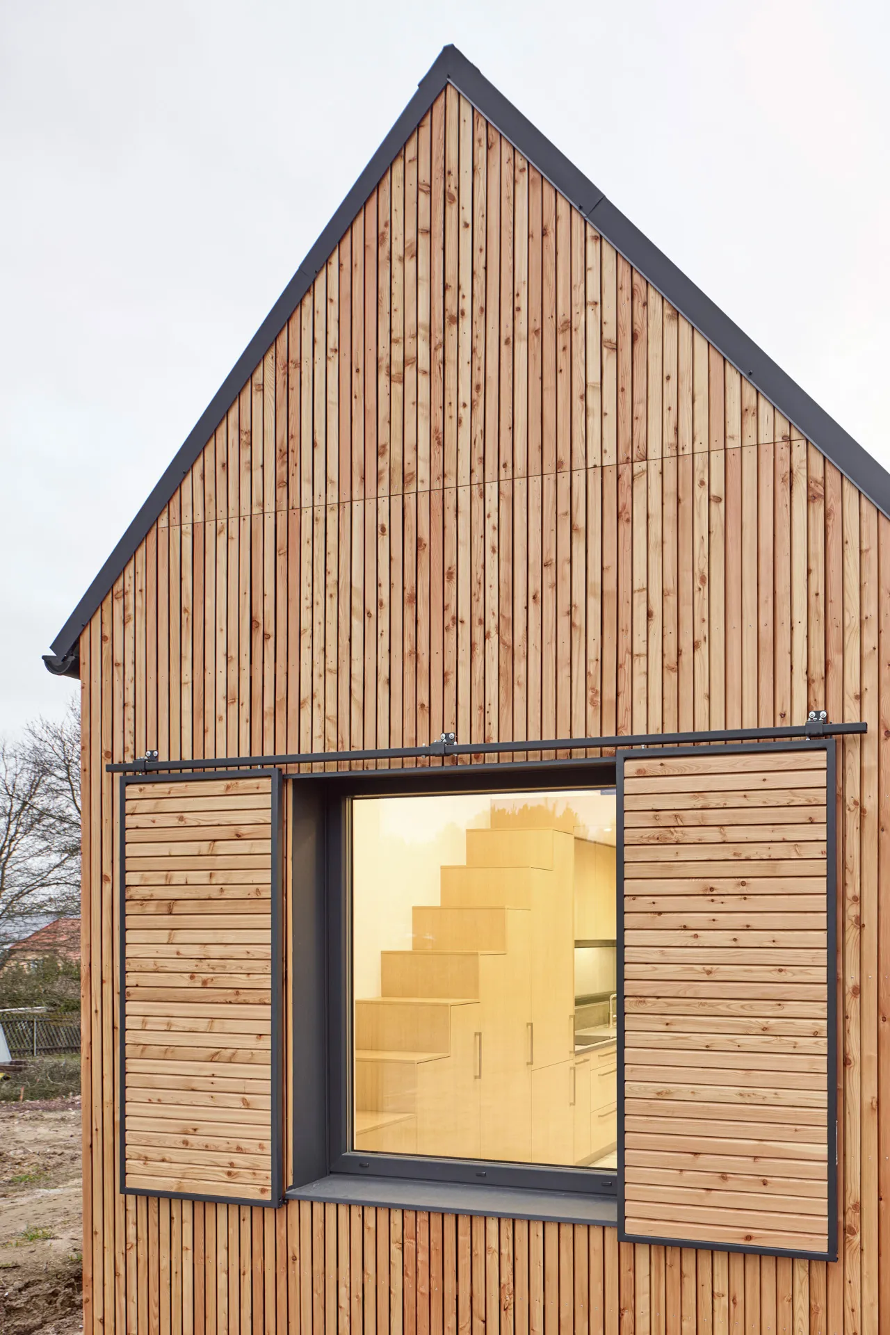 Davathors modul Hideaway - pohled z venku z boku okno