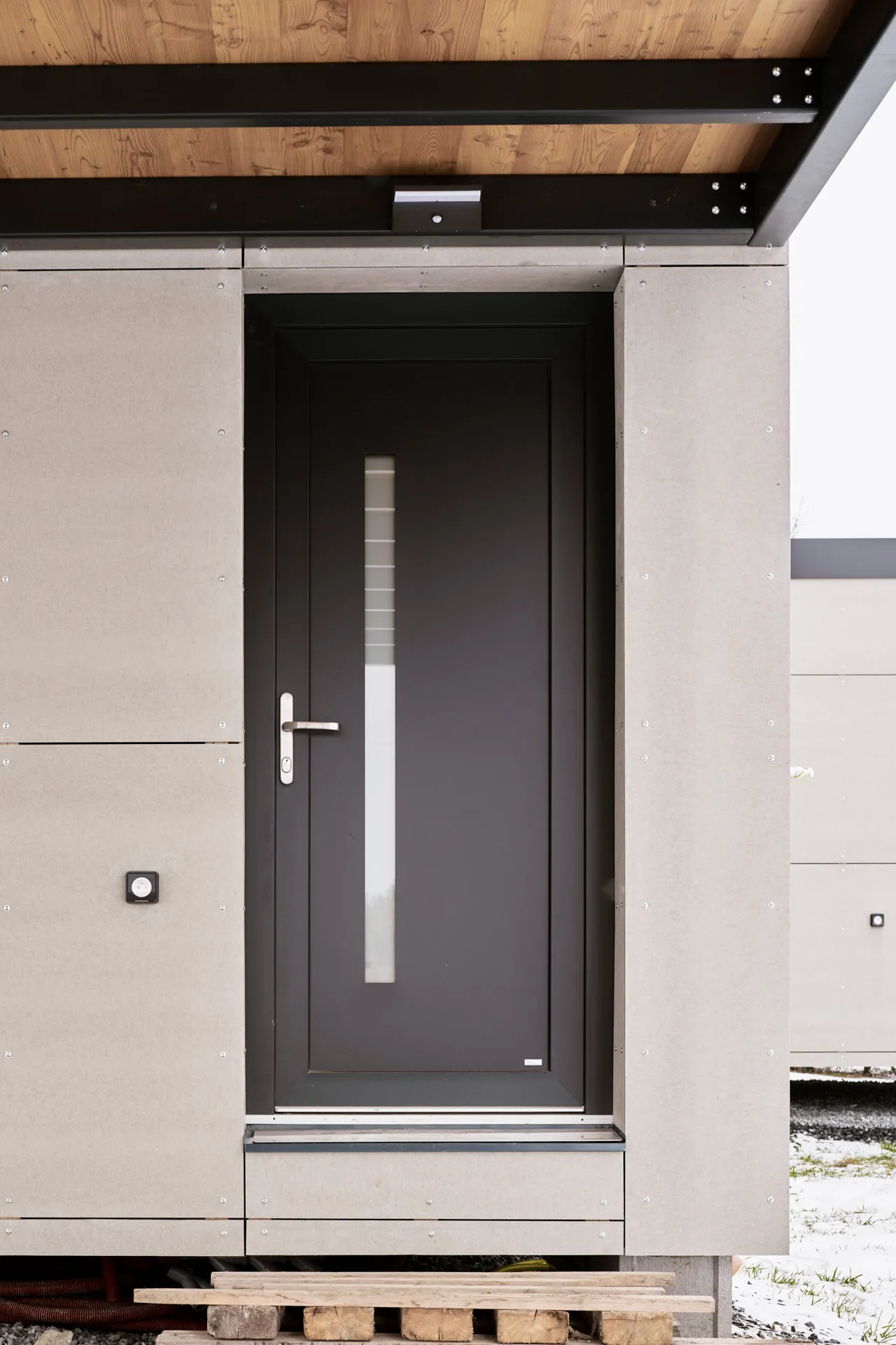 Oaza Davathors Houses, vstupni dvere