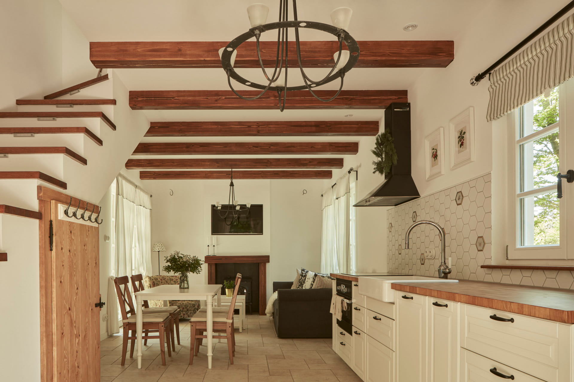 modul Hideaway kuchyň a obývací pokoj