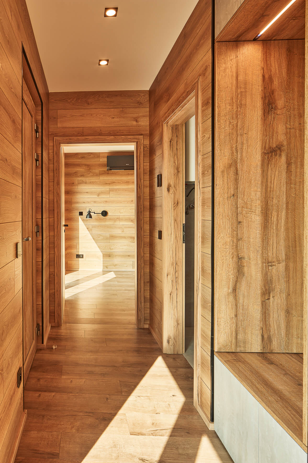 Modul hideaway 48m2 Břežany, vstupní hala.