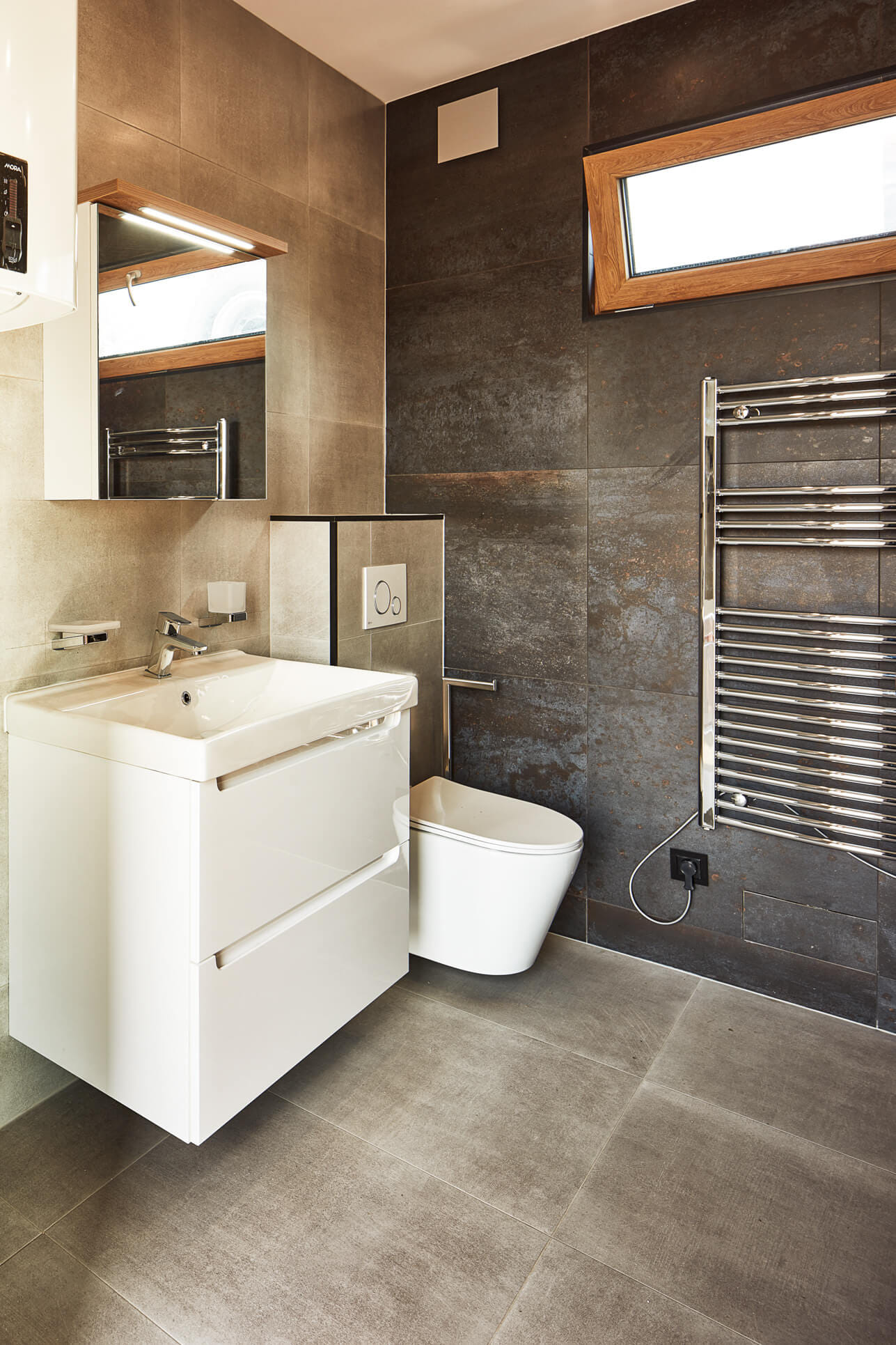 Modul hideaway 48m2 Břežany, koupelna umyvadlo.