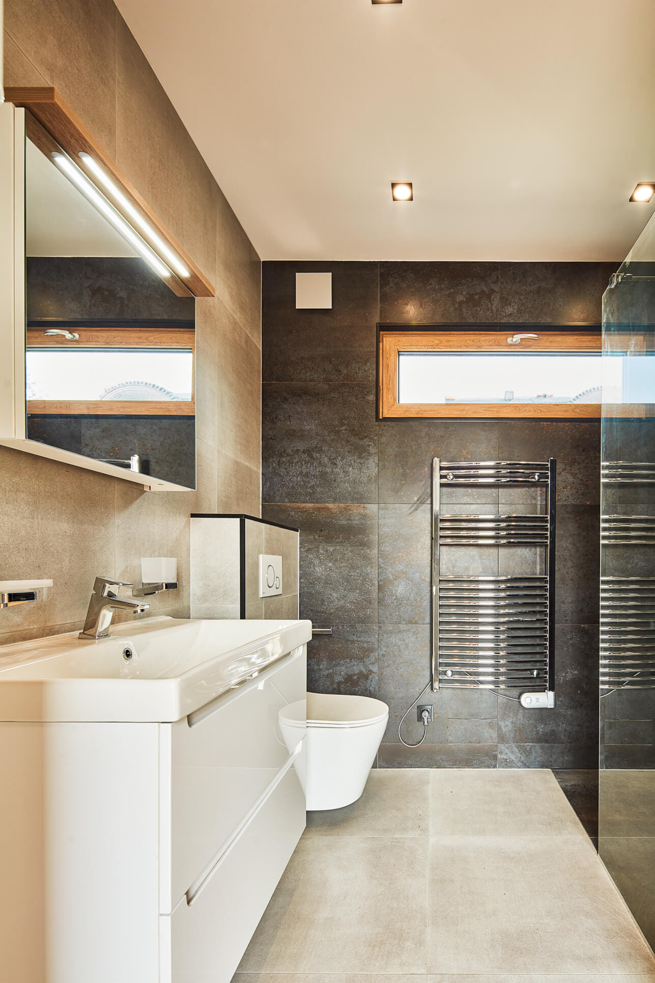Modul hideaway 48m2 Břežany, koupelna záchod a umyvadlo