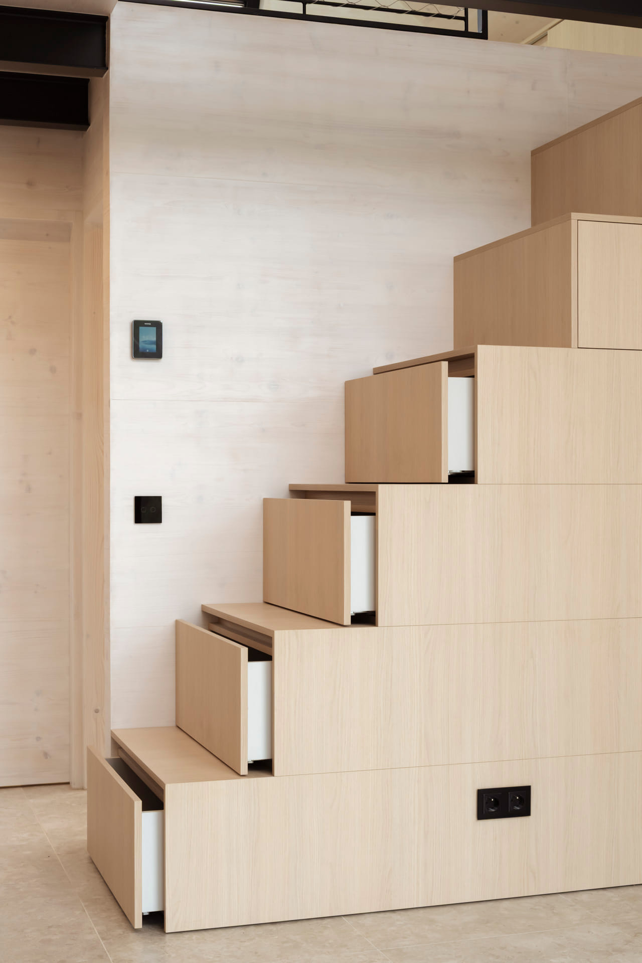 Hideaway modul, schody